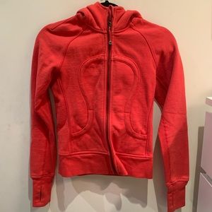 lululemon sweatshirt